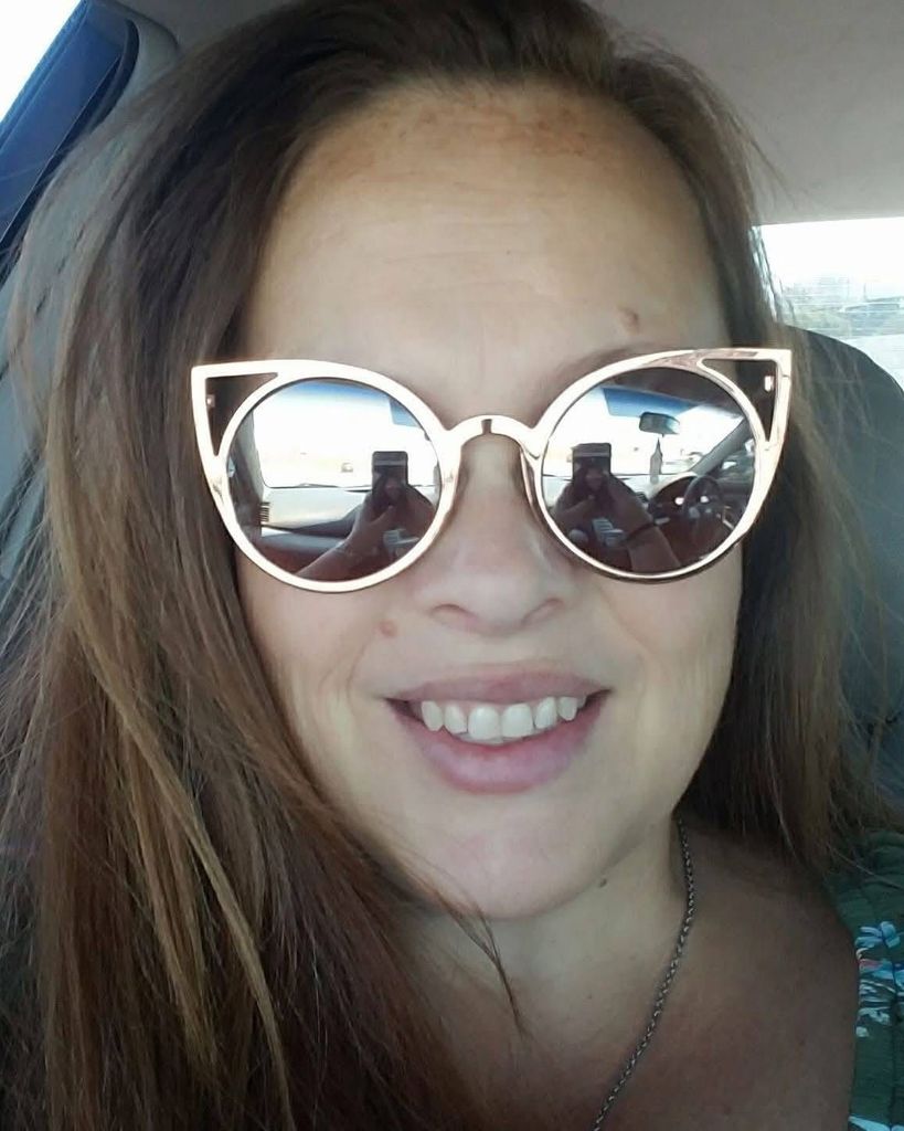 Sharon Sue DaVoult~Looney Profile Photo