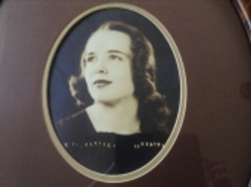Lois C. Sally Lowe