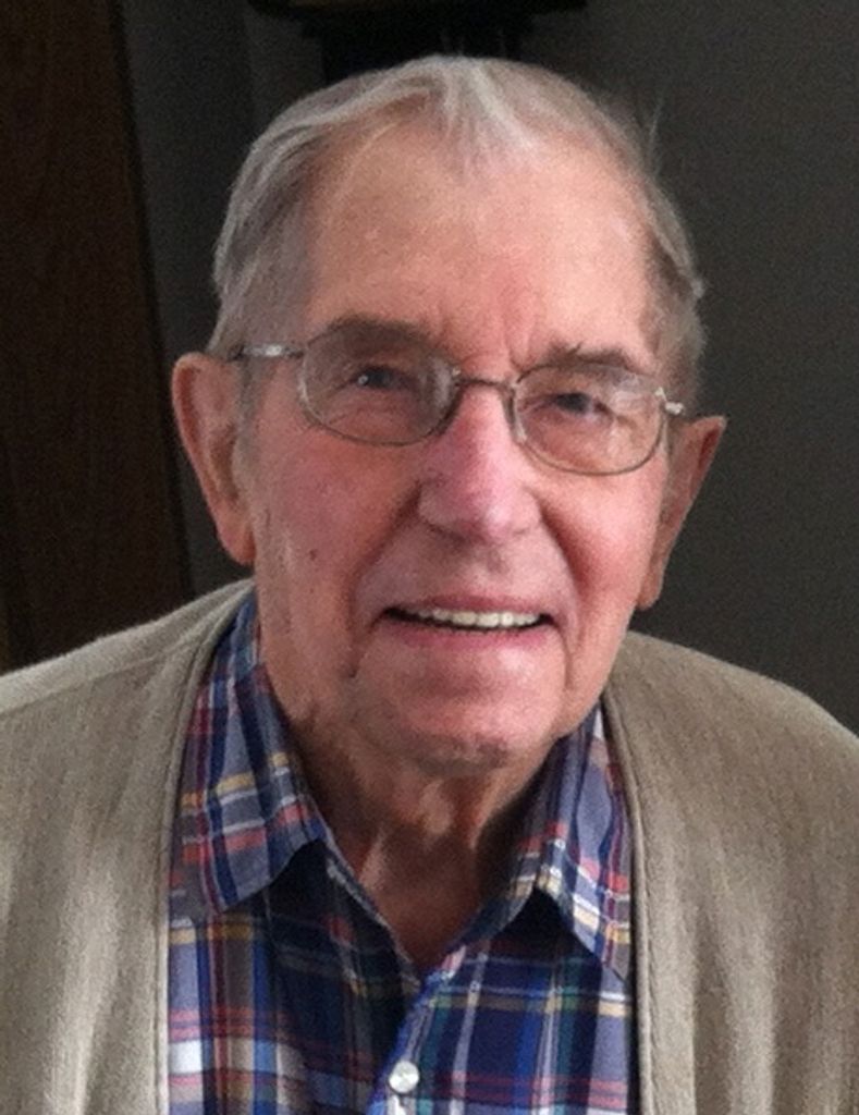 Lloyd Wolf Profile Photo