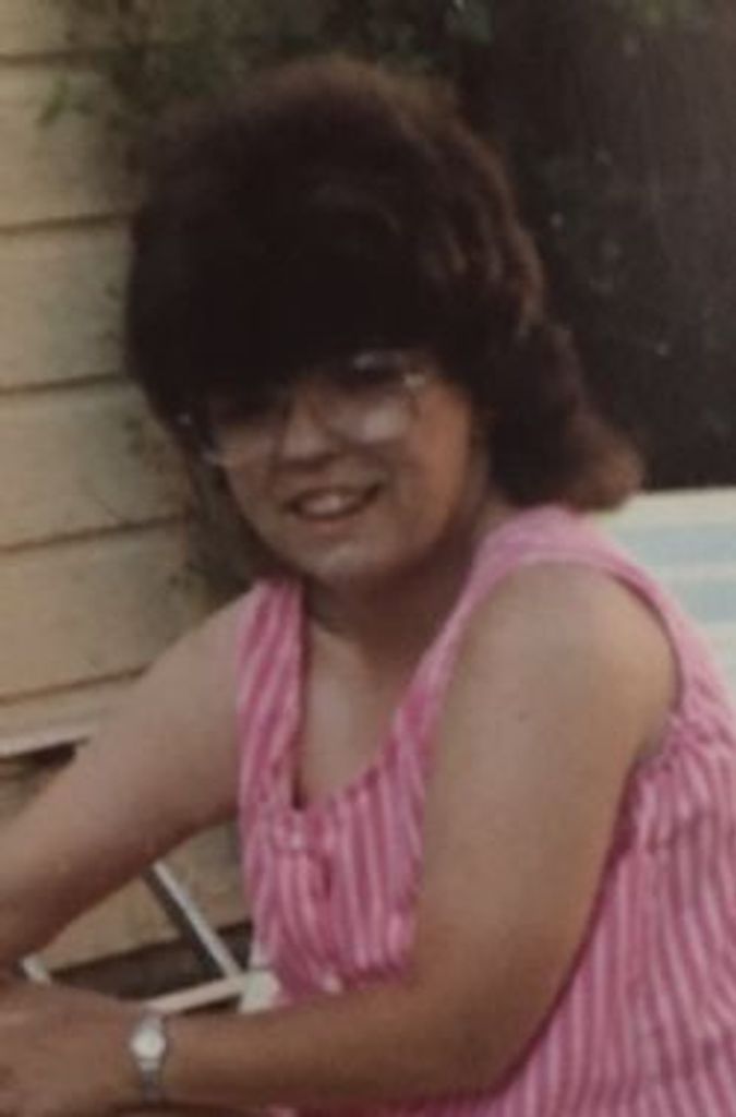 Deborah  Lynn Reeves