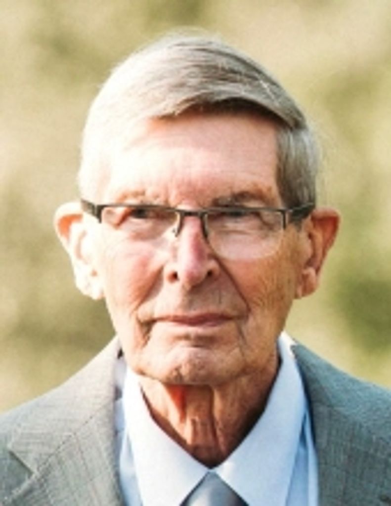 Robert W. "Bob" Hammerstrom