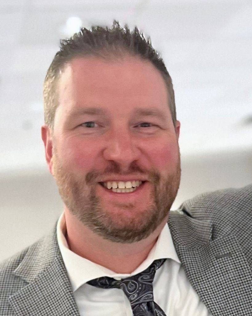 Christopher J. Manczko