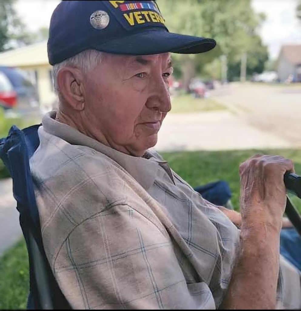 Earl Lentz Profile Photo