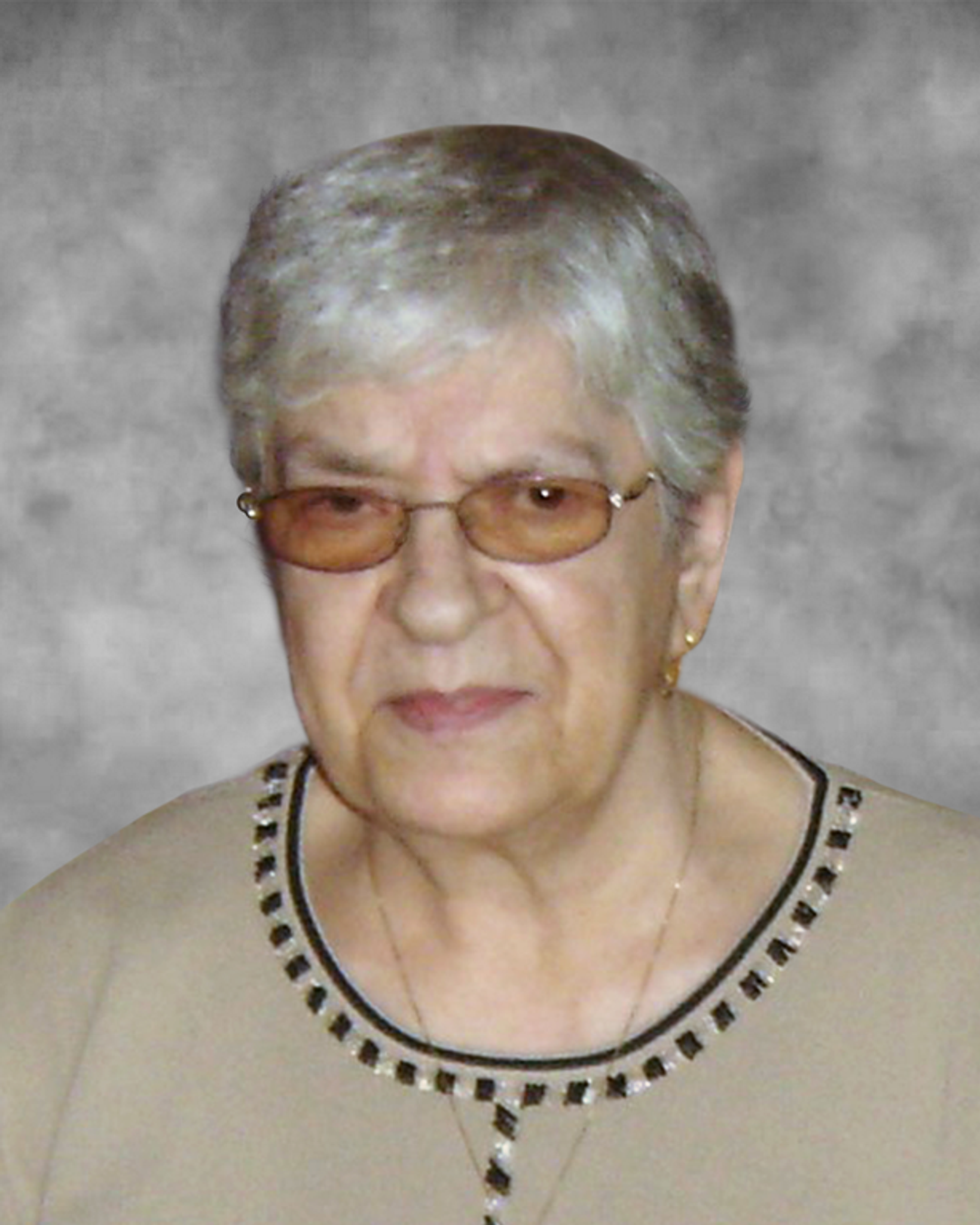 Maria Dos Anjos Sousa photo gallery image 1 of 1