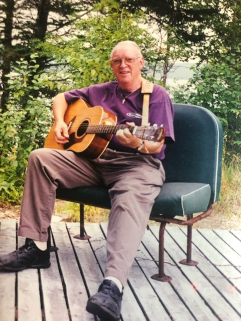 Chesley Lloyd Davis Profile Photo
