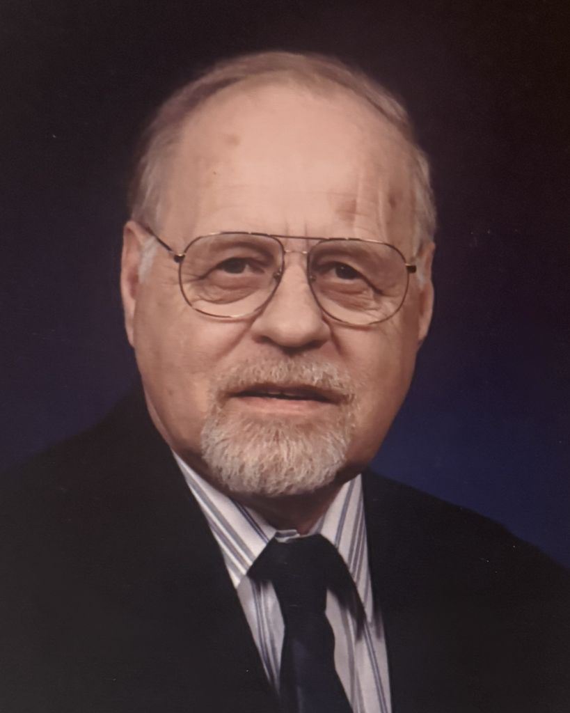 Lloyd James Schumacher Profile Photo