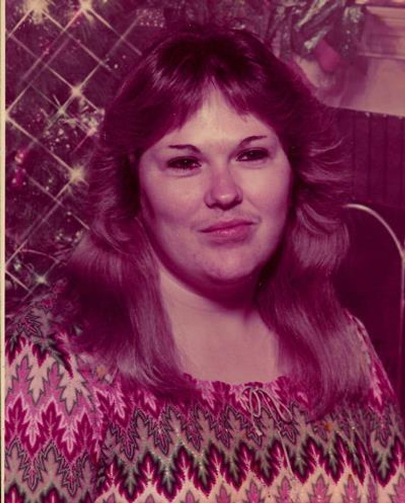 Darlene Esther Castaneda Profile Photo