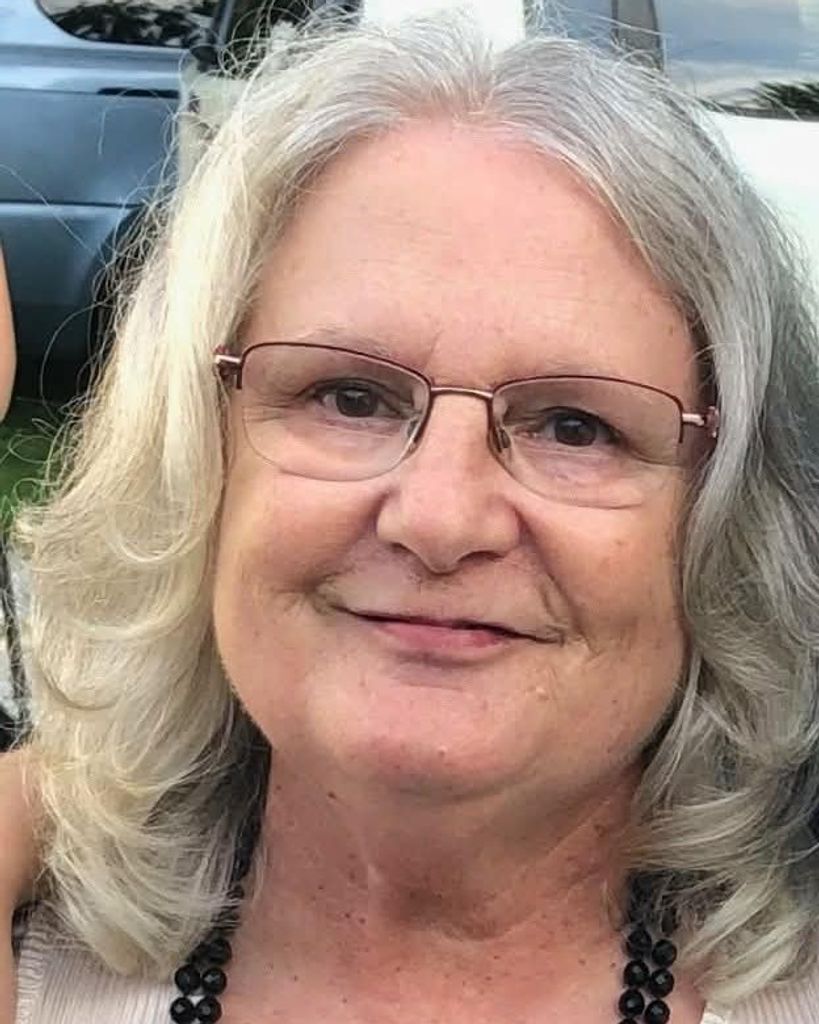 Carolyn M Grace Profile Photo