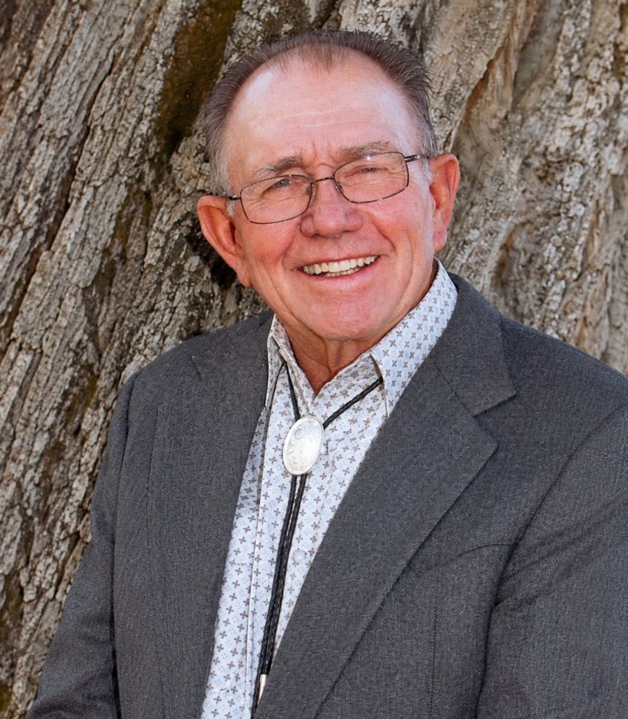 Garry Newell Dix Profile Photo