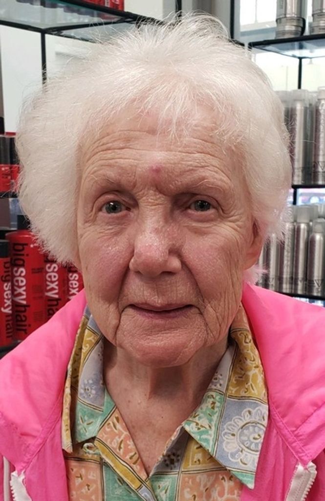 Dorothy "Dottie" Matula Profile Photo