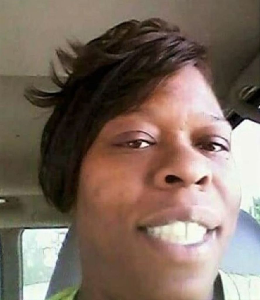 Nellynn J Davis Profile Photo