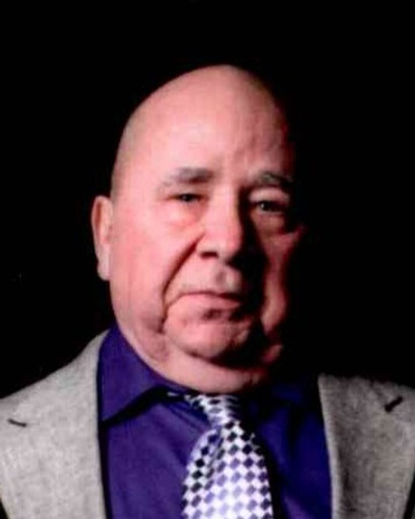 Bruce Earl