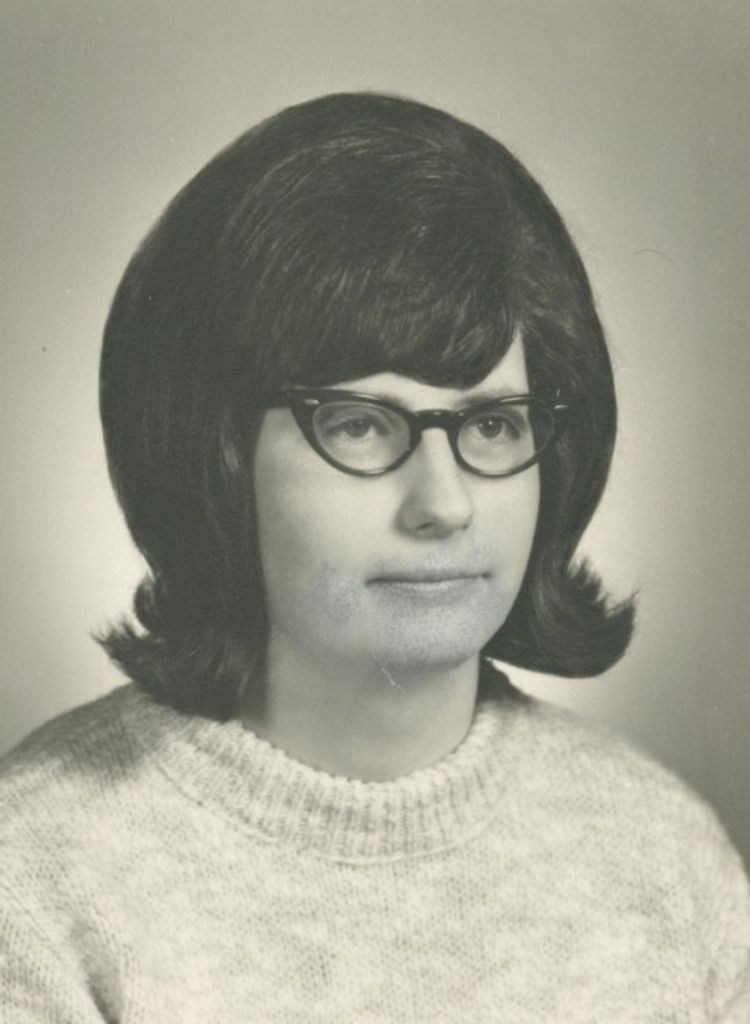 Linda Sue (Corbett)  Saen