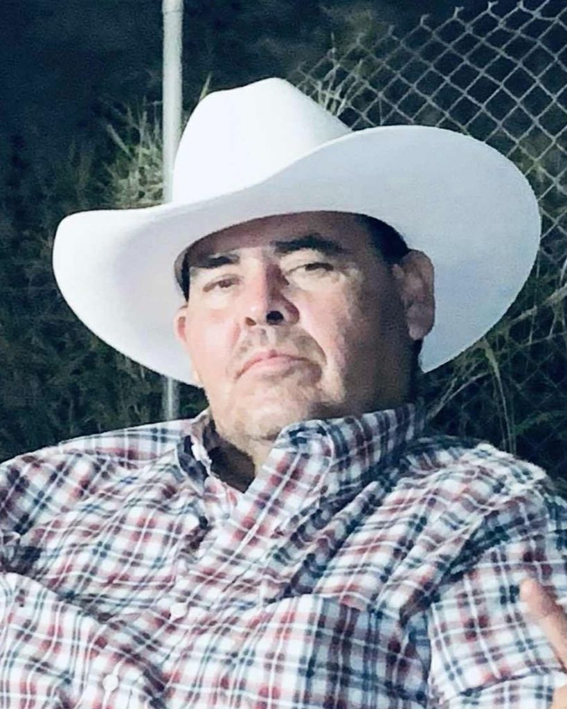 Luis Rey Hernandez Profile Photo