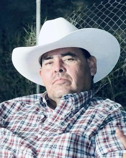 Luis Rey Hernandez's obituary image