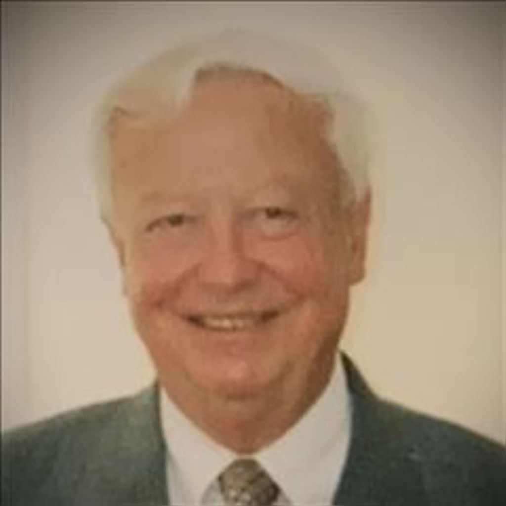 Louis Everett Striegel Profile Photo