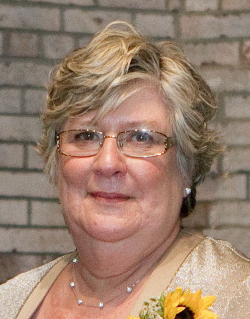 Karen E. (Walker)  Mcmillin