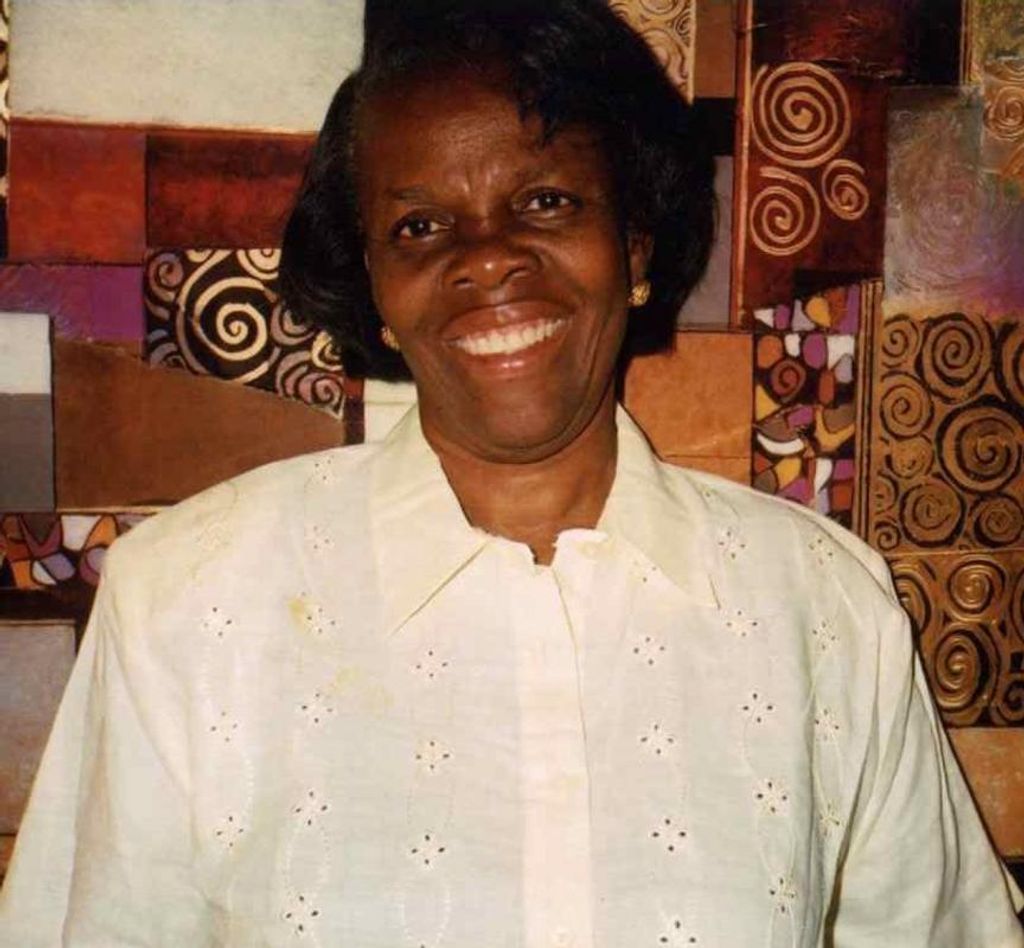 Fernande Saint Leger Regis Profile Photo