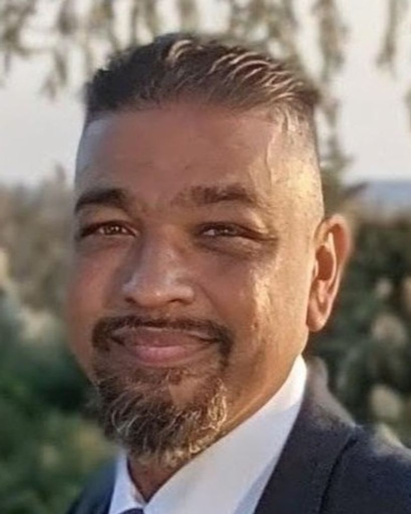 Ryan Mark Spence Profile Photo
