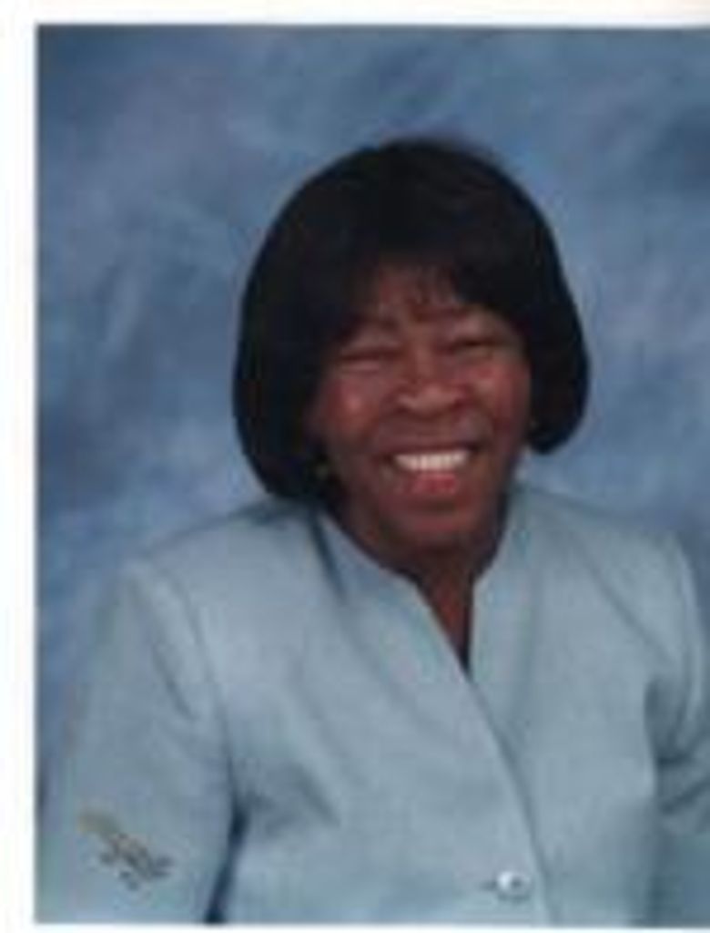 Louise Cooper Profile Photo