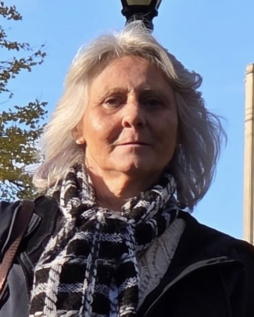 Lisa Charlene Miller (Mills)