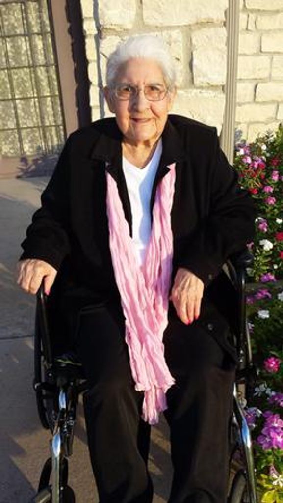 Maria De Luz Del Bosque Profile Photo