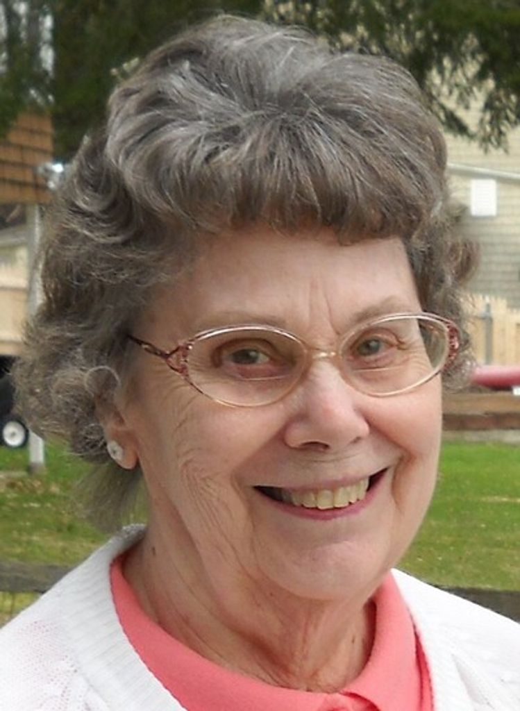 Mary R Constantino