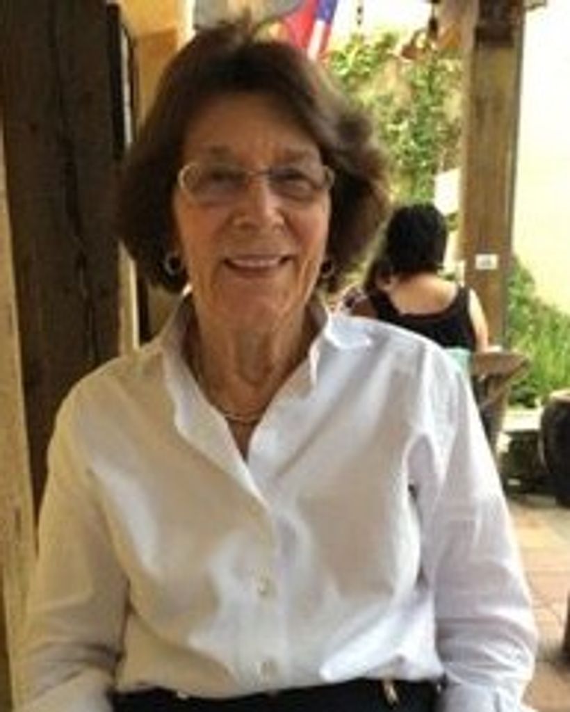 Anne Ryan Young Profile Photo