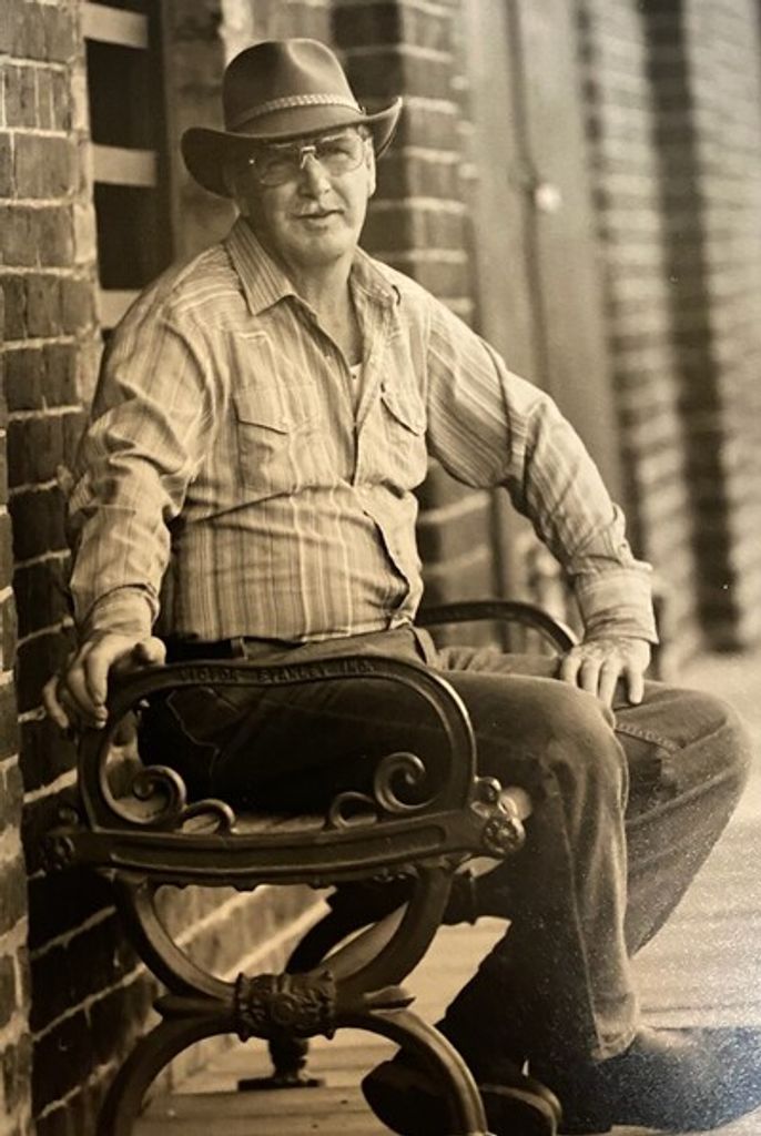 Llewellyn Roberts Profile Photo