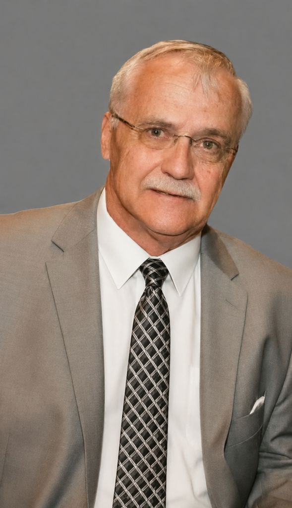 Frank Alan Murphy Profile Photo