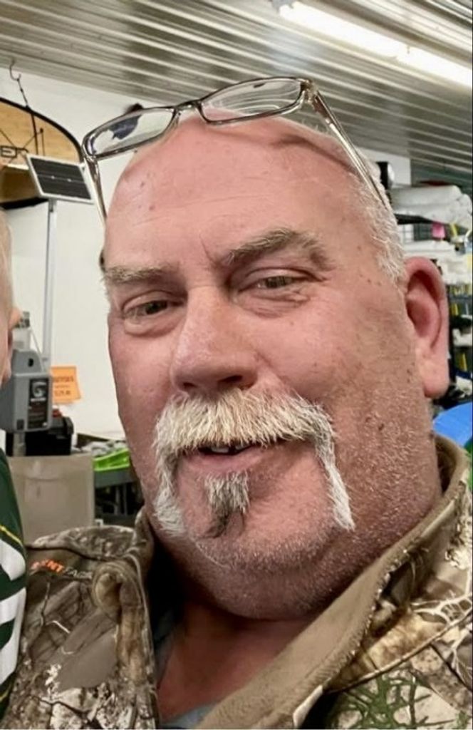 Christopher Paul Smith Profile Photo