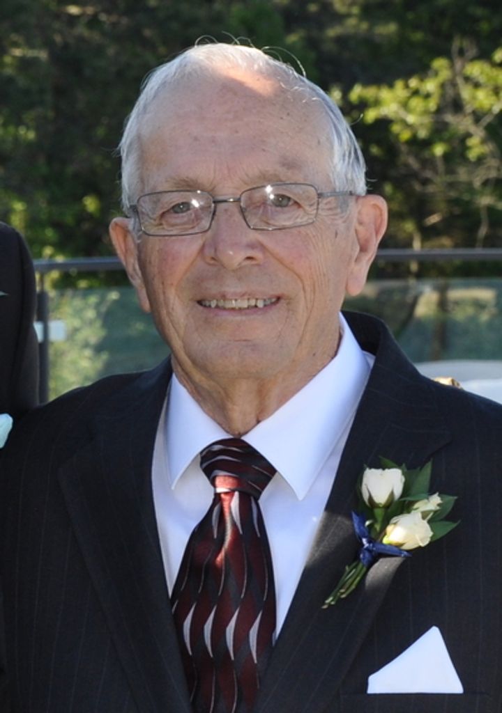 Gordon C. Dragoon Profile Photo