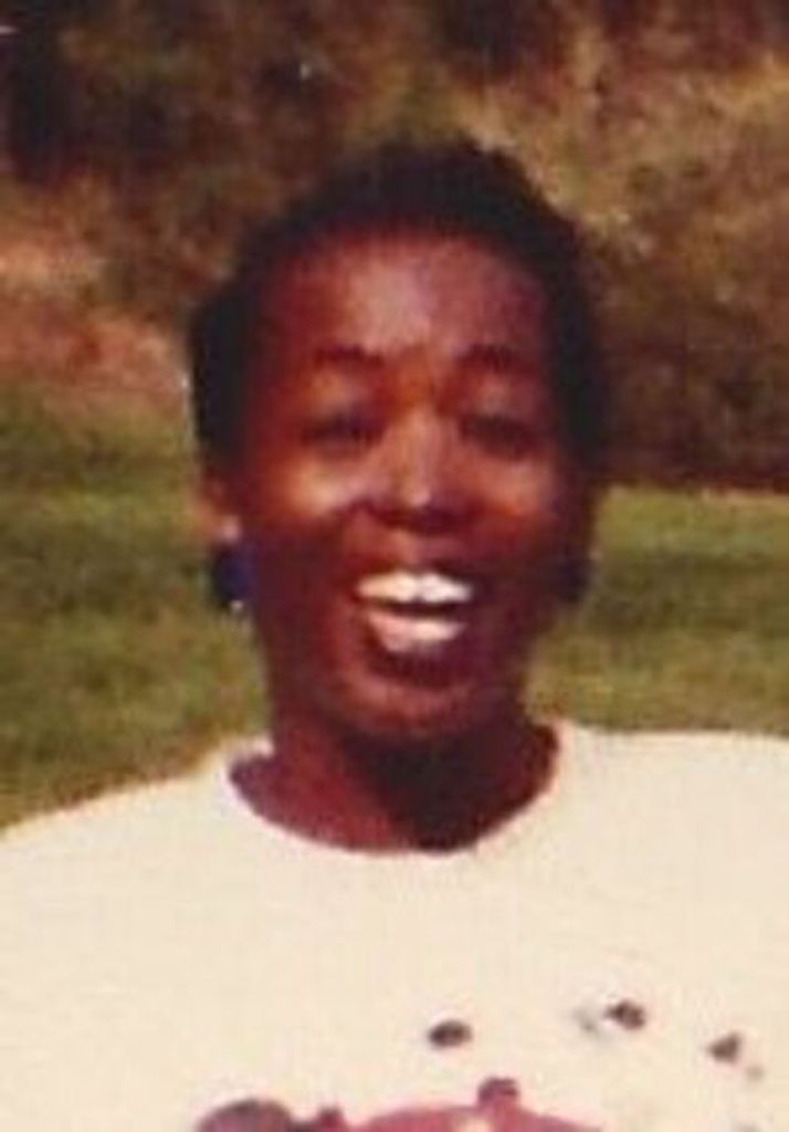 Ms Eartha Michelle Simpson Profile Photo