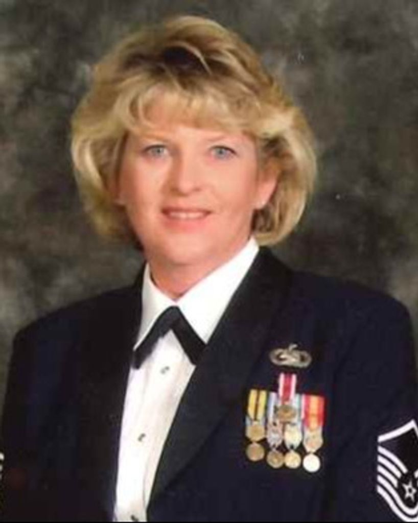 Lora Lea Acklin Profile Photo