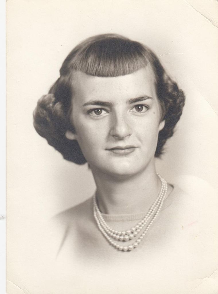 Christine Poarch Secreast Profile Photo