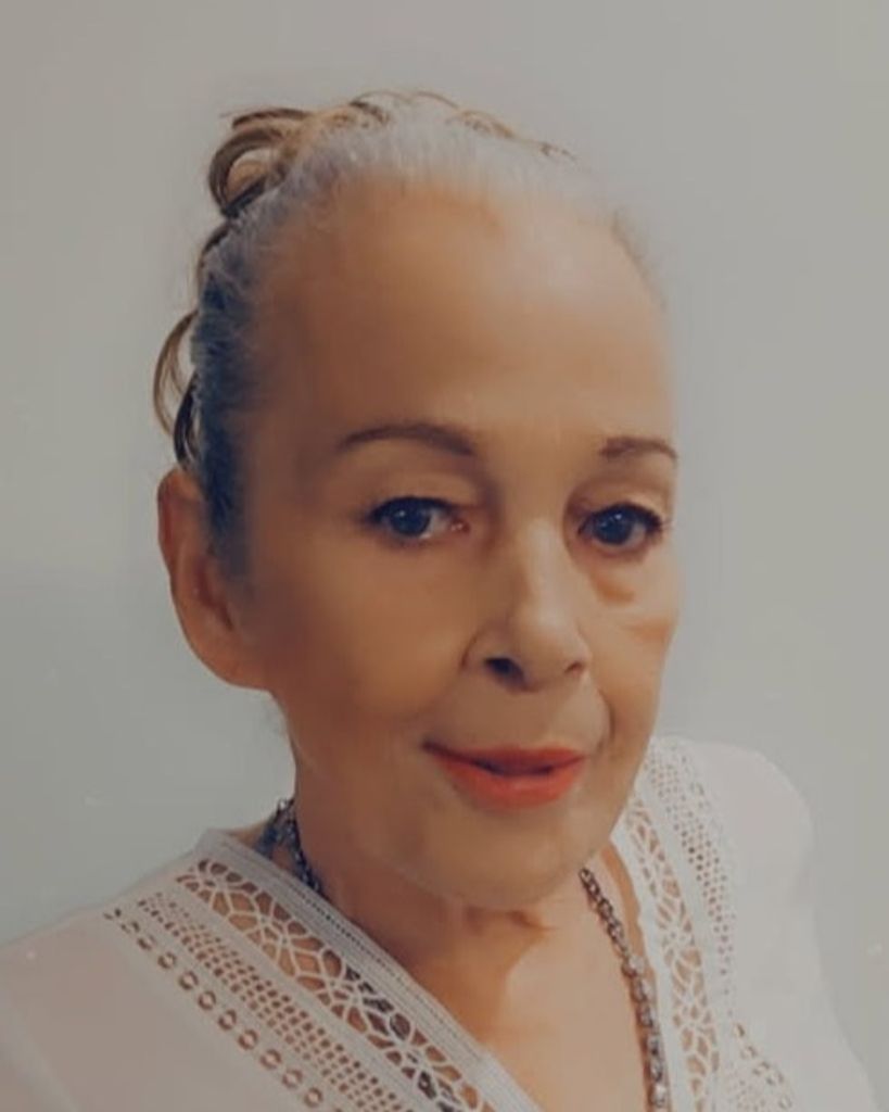 Elsa Frias Profile Photo