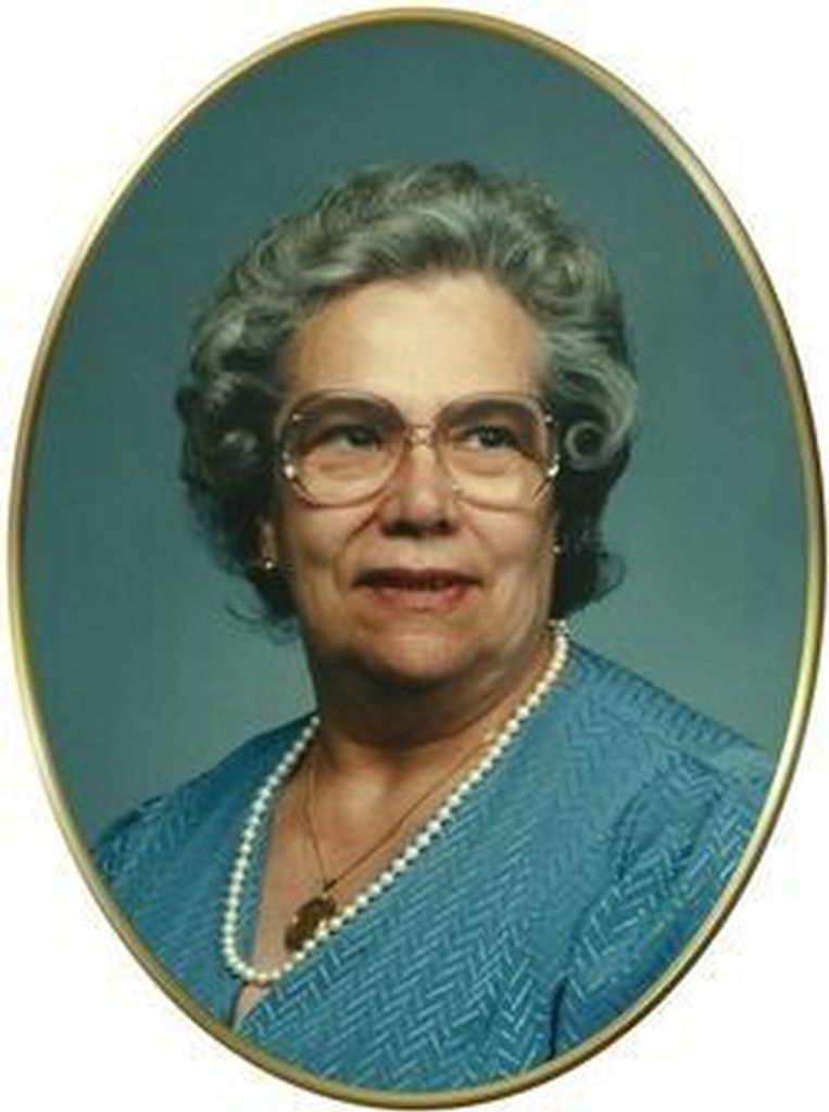 Geraldine Foulon Dewolf Profile Photo