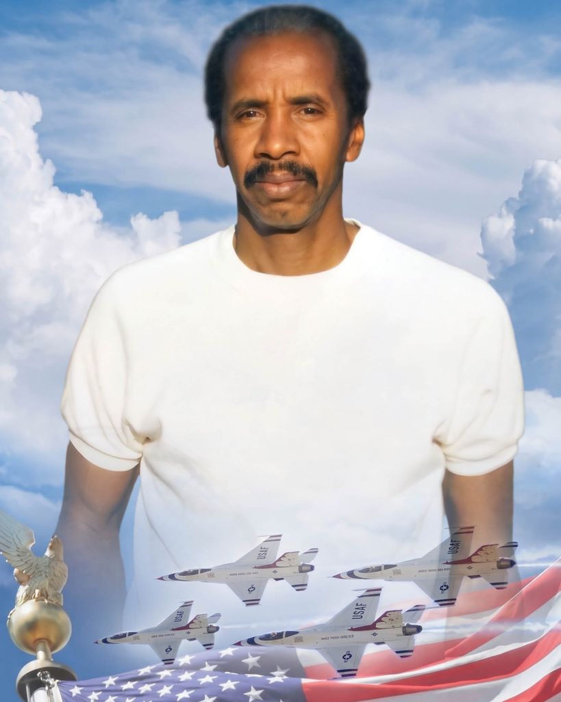 Robert Hawkins Profile Photo