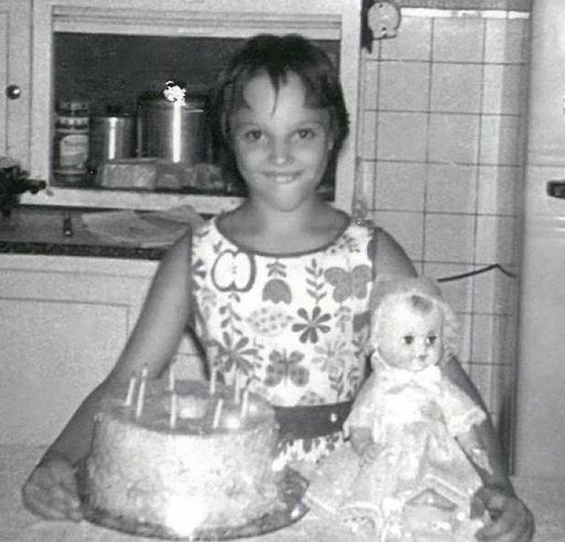Donna Lyn Mosier photo gallery thumbnail 33 of 155