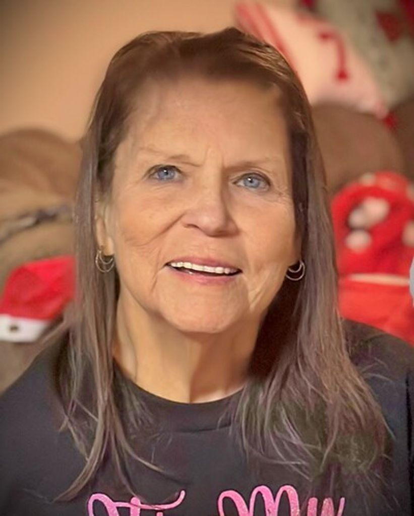 Linda Dominguez Profile Photo
