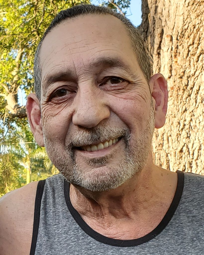 Carlos Alberto Berrios Profile Photo