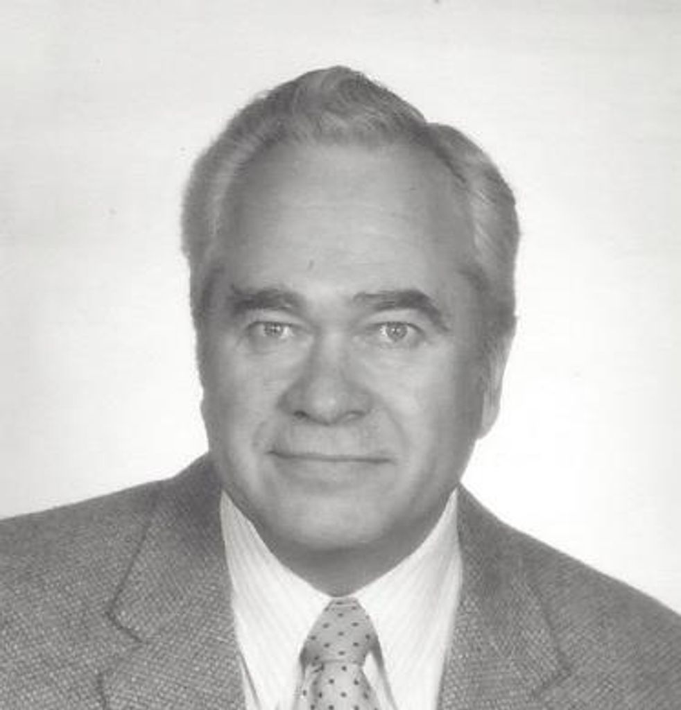 Ollie "Bud" Lochen Profile Photo