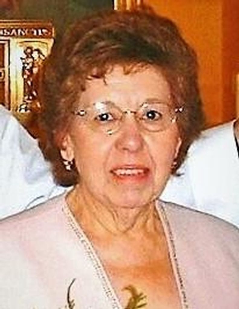 Estela V. Martinez