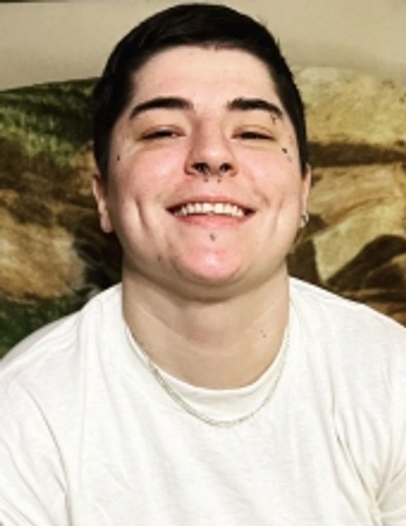 Megan Marie Kelly Russell Profile Photo