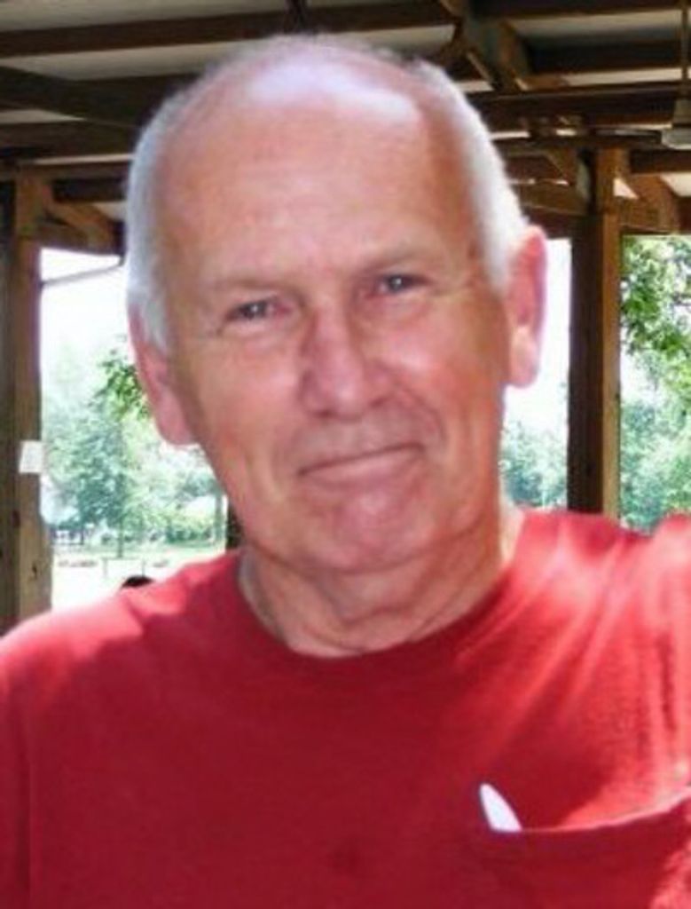 Joe Thomas Fronek Profile Photo