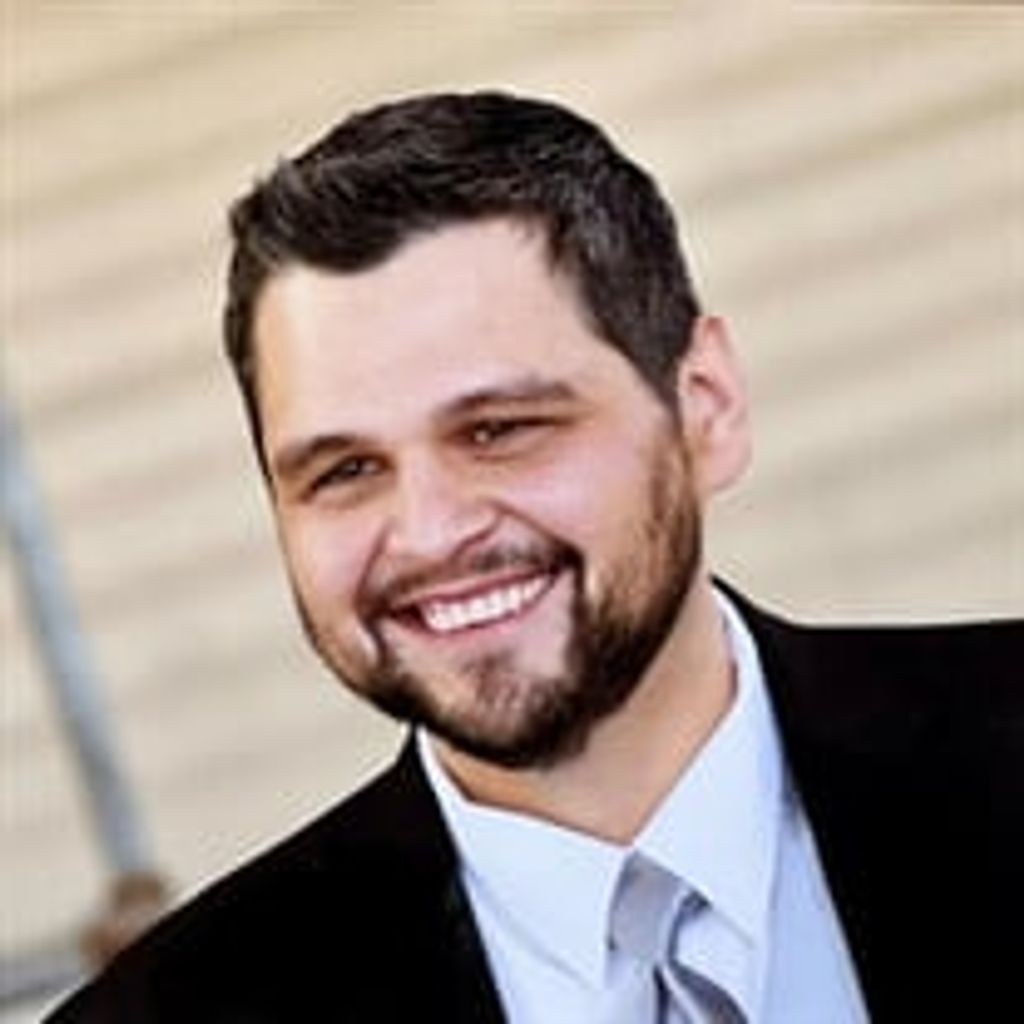 Manuel "Jerry" Gerardo Flores Jr.