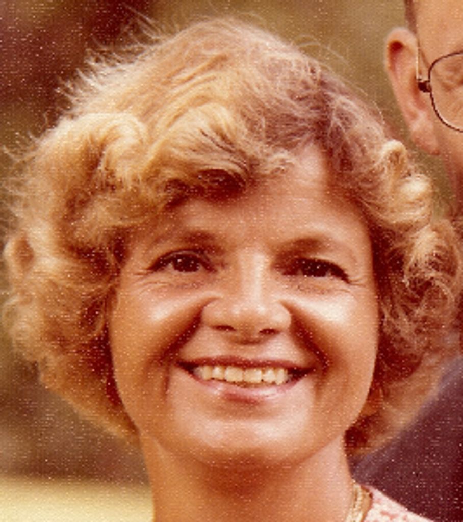 Mary Jeanne"Mame"(Crowhurst) Garner