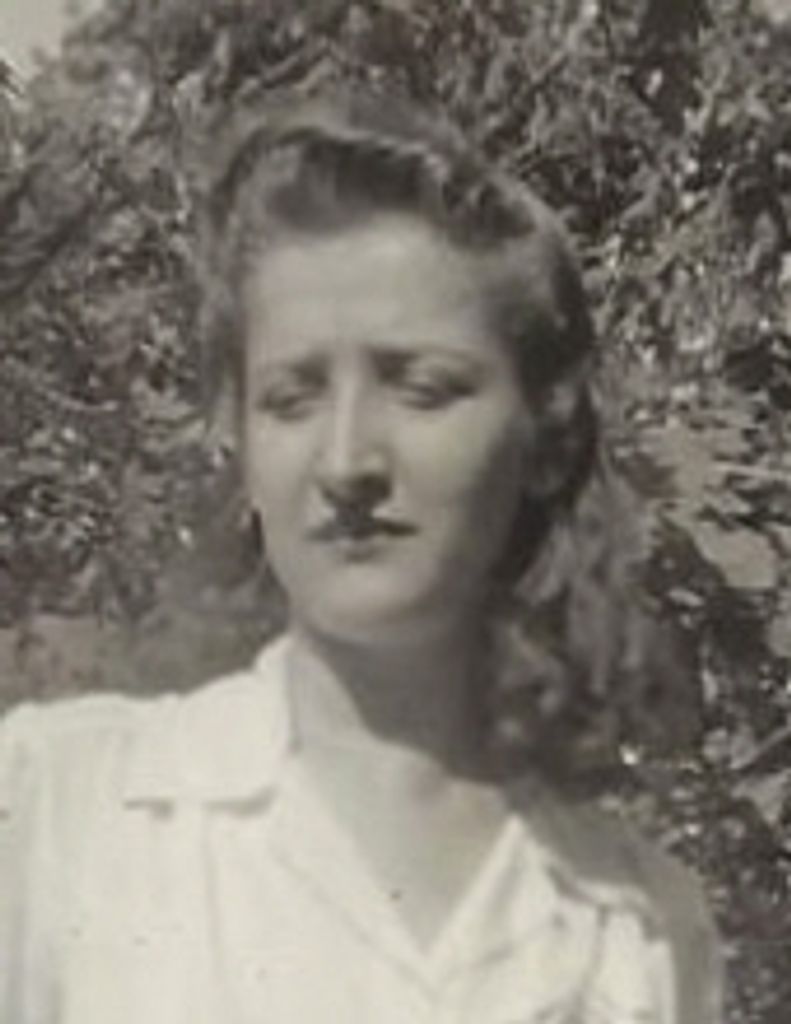 Laura Musten