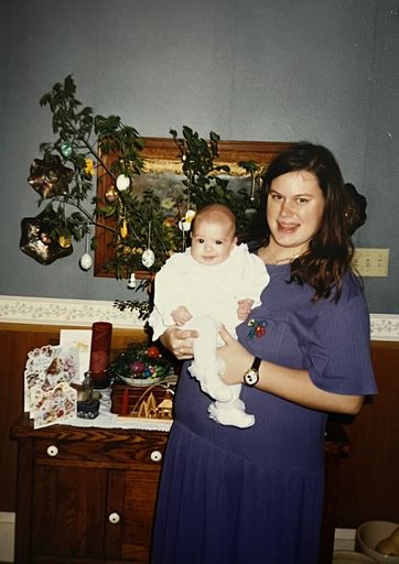 Anna Marie Radde photo gallery thumbnail 121 of 142
