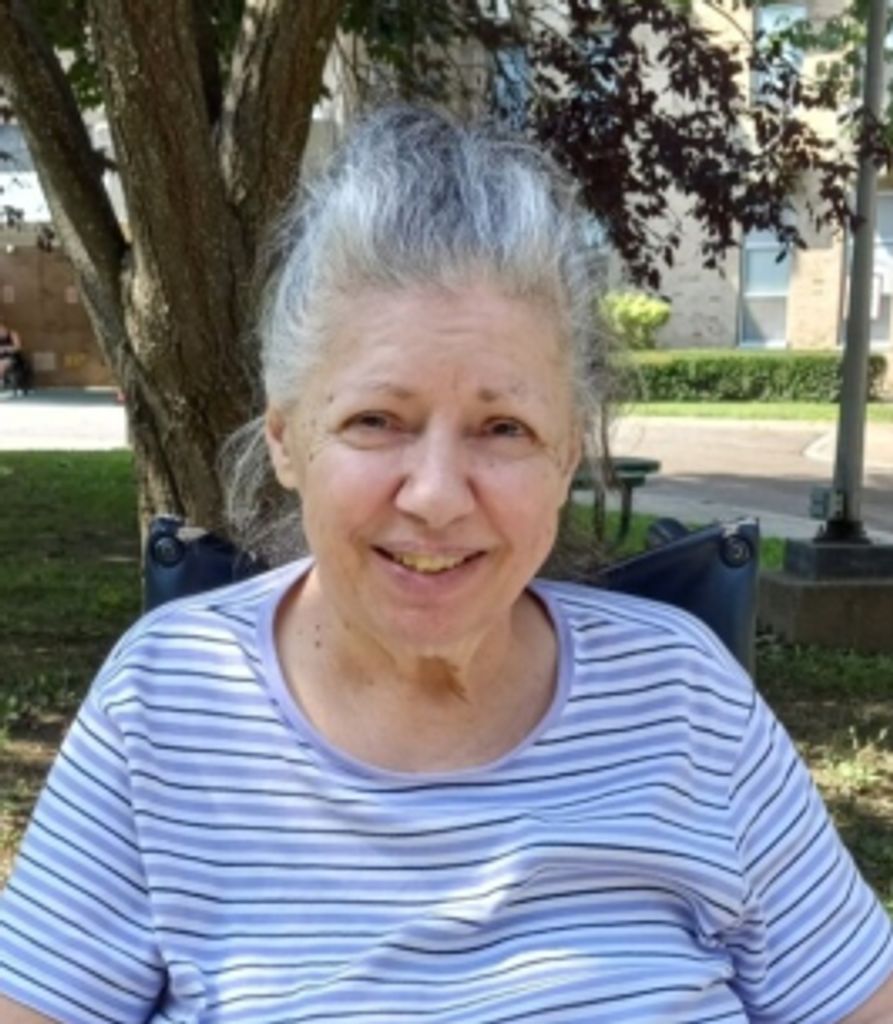 Christine Paravati Profile Photo